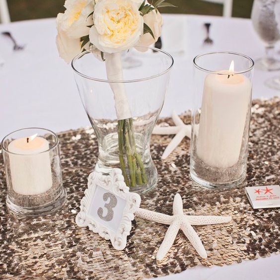 Boda Ibicenca en la playa centros de mesa con estrellas de mar. Boda Ibicenca en la playa centros de mesa con estrellas de mar