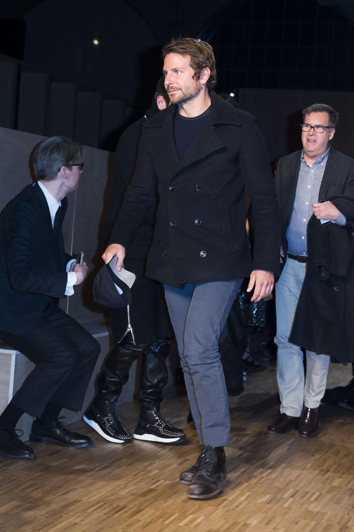 Bradley Cooper front row desfile de Givenchy en París