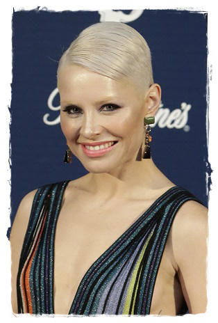 Soraya y sus mejores cambios de look: pelo corto rubio platino