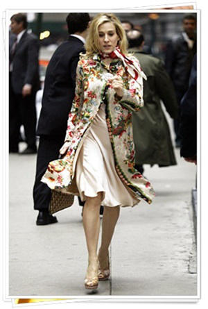 Los 10 mejores looks de Carrie Bradshaw: Calvin Klein