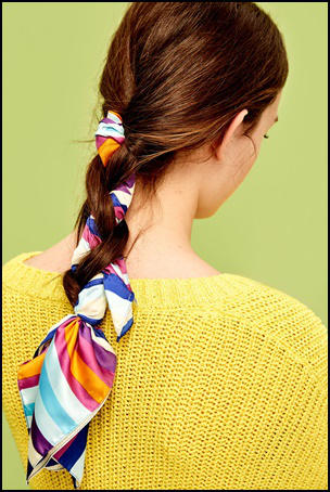 10 accesorios de Zara para esta primavera 2017: pañuelo para el pelo