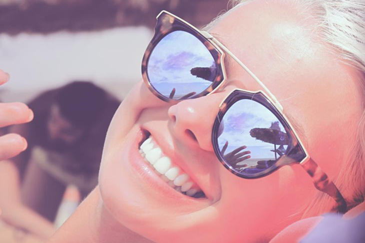 5 zonas del cuerpo que olvidamos al protegernos del sol: labios