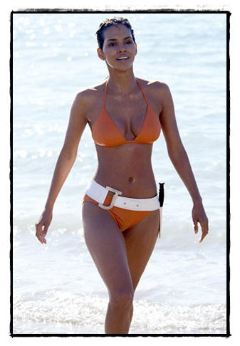 Los bikinis más famosos de la historia del cine: Halle Berry