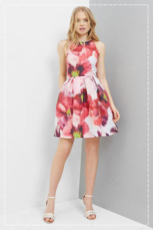 Vestidos de fiesta con descuento en las rebajas de verano 2017: Ted Baker