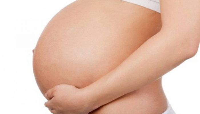 Flujo vaginal durante el embarazo: Cambios y señales