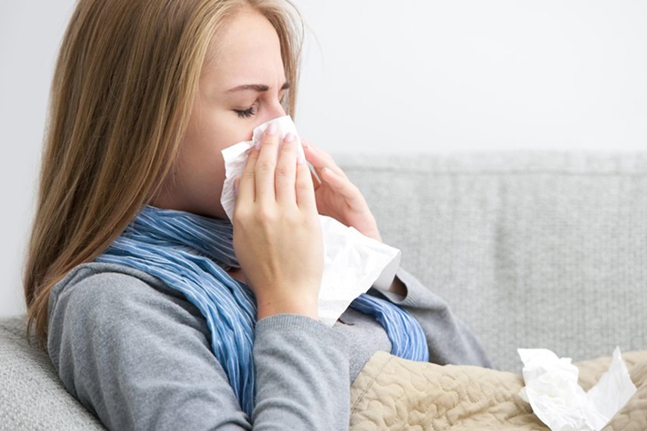 Resfriado común: Tratamiento con remedios caseros, síntomas y causas