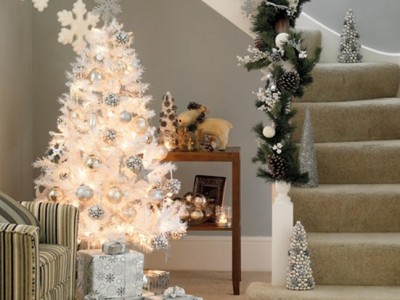 Árbol de Navidad blanco: Cómo decorarlo para que sea vistoso