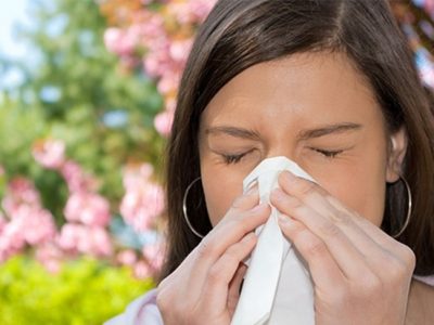 Rinitis alérgica estacional: Síntomas y tratamiento más adecuado