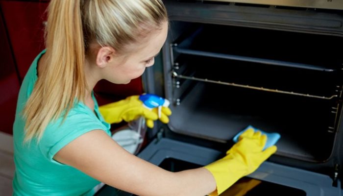 Cómo limpiar el horno de forma efectiva y ecológica