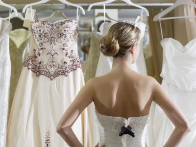 10 cosas que debes saber antes de comprar tu vestido de novia