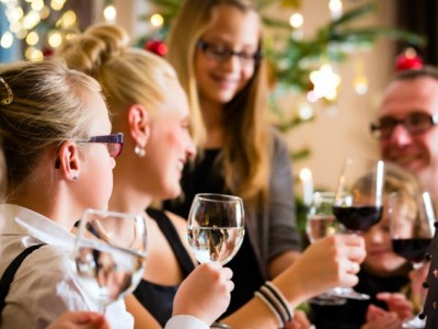 Cómo evitar discusiones familiares en Navidad: Consejos infalibles