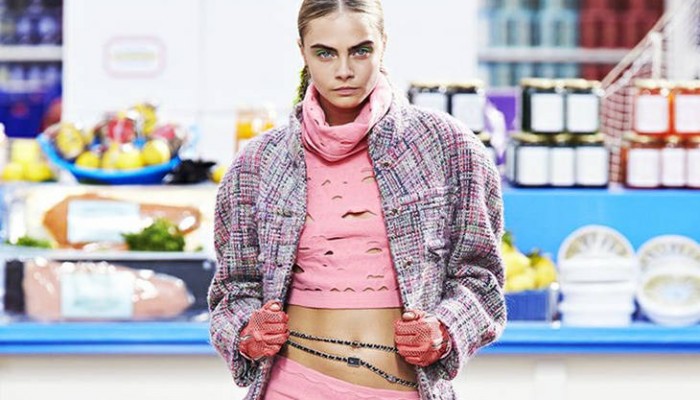 Cara Delevingne se baja de las pasarelas