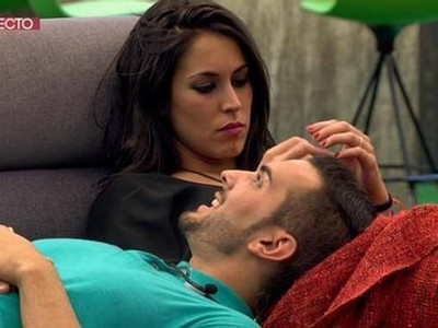 ¡Bombazo en Gran Hermano 16! Primer beso entre Suso y Raquel