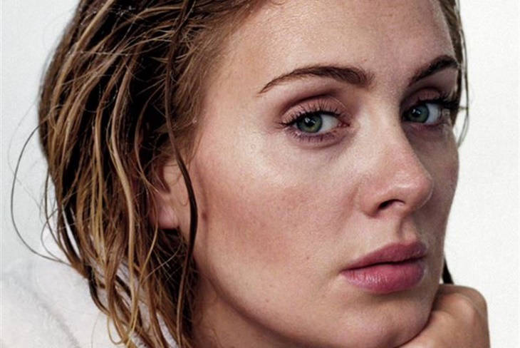 Adele posa al natural en la portada de Rolling Stone
