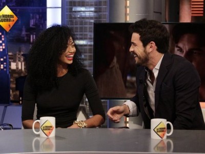 Mario Casas y Berta Vázquez miradas cómplices en 'El Hormiguero'