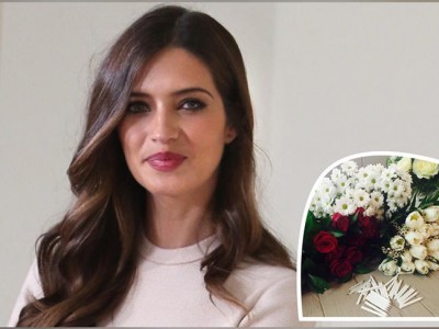 Sara Carbonero cumpleaños con flores y familia en Oporto