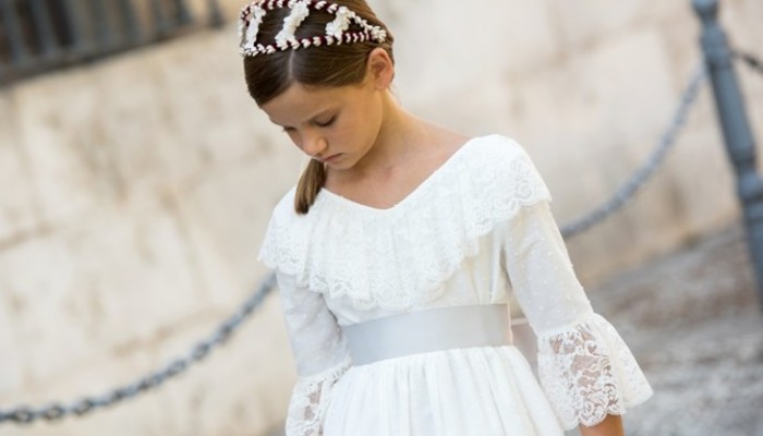 Vestidos de Comunión Pilar del Toro 2016: colección delicada