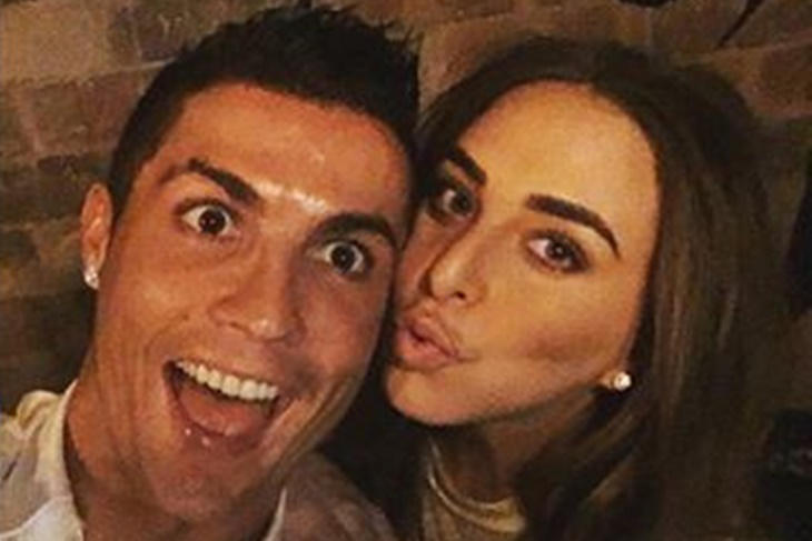 Cristiano Ronaldo, ¿está saliendo con la multimillonaria Chloe Green?