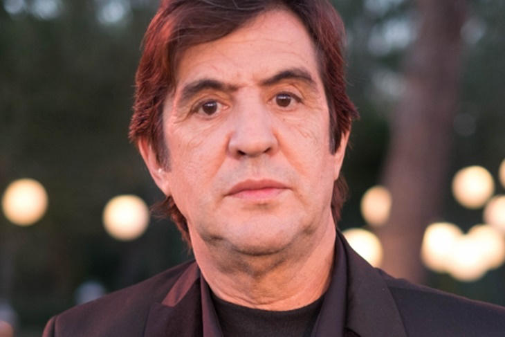 Manolo Tena fallece el cantante de 'Sangre Española' a los 64 años
