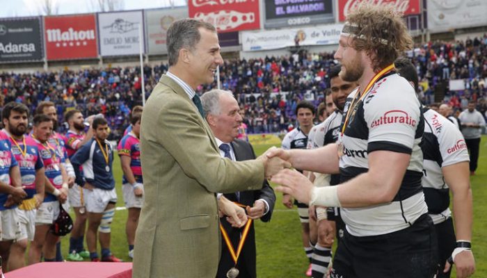 El Rey Felipe VI vive la fiesta de rugby en Valladolid