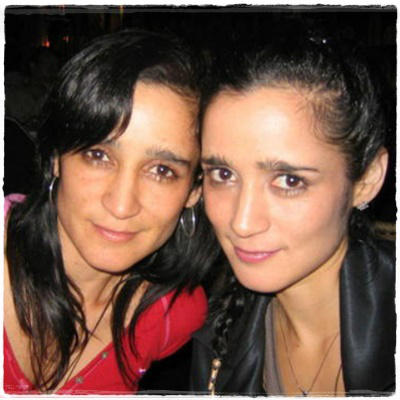 10 famosos con hermanos gemelos o mellizos: Julieta Venegas e Yvonne