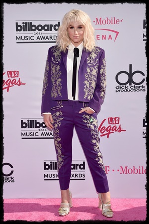 Billboard Music Awards 2016, las 5 peor vestidas: Kesha