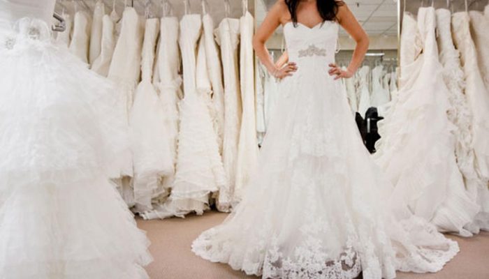 5 cosas que debes llevar cuando elijas tu vestido de novia