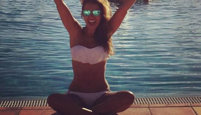 Paula Echevarría, bikinis y vestidos largos en sus vacaciones en Cádiz
