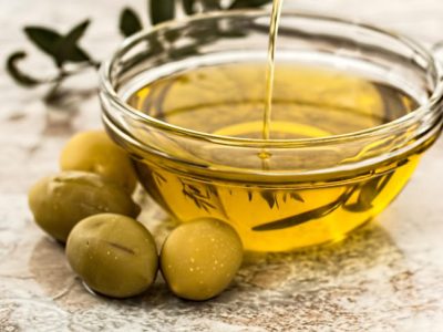 5 aceites para la piel: hidrata, repara y embellece
