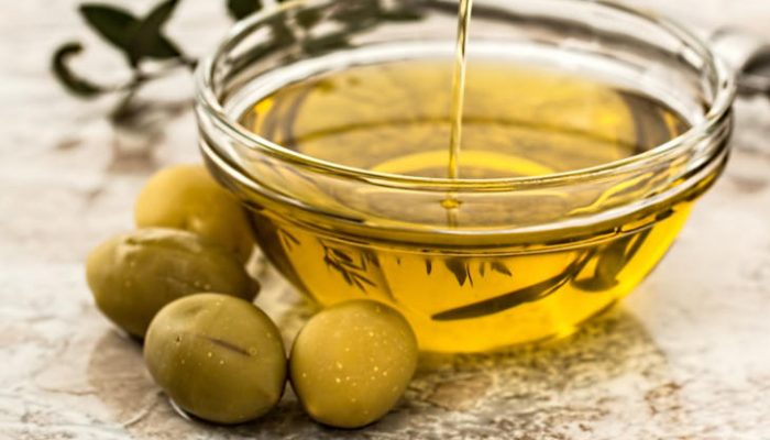 5 aceites para la piel: hidrata, repara y embellece
