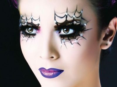 Maquillaje de ojos de bruja para Halloween: Trucos