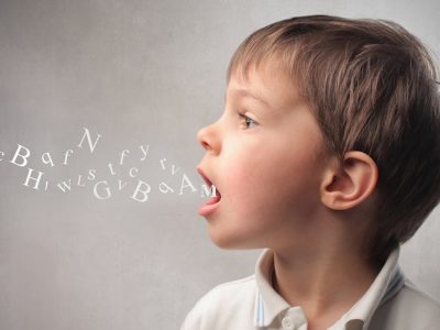 ¿Cuándo llevar al niño al logopeda? 5 señales de alarma