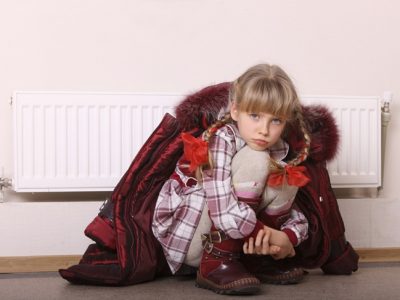 4 riesgos que debemos evitar en casa con los niños y el frío