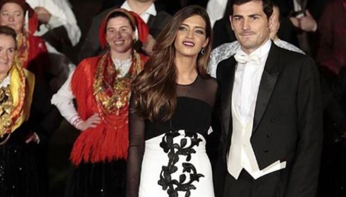 Sara Carbonero deslumbra en la cena con los Reyes vestida de Vicky Martín Berrocal