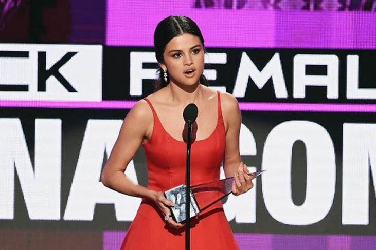 Selena Gomez y su emotivo discurso en su regreso en los AMA's 2016