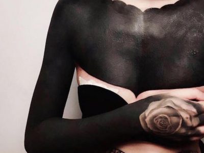 Tatuajes blackout, ¿cómo son estos tattoos extremos?