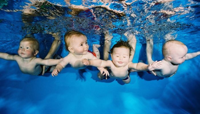 Beneficios de la natación para bebés: Uno a uno