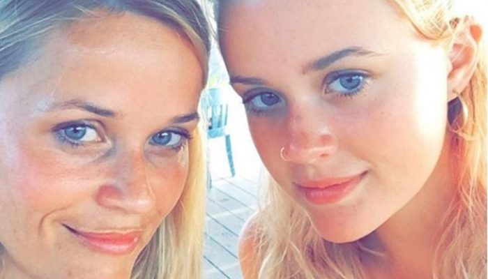 Madres e hijas famosas parecidas, ¡como dos gotas de agua!