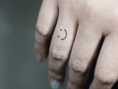 Tatuajes minimalistas mujer, sencillos y con estilo