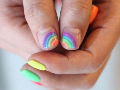 Uñas neón, la tendencia más brillante del verano 2017