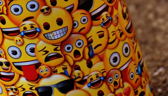 Emojis que estás usando mal, ¿qué significan en realidad?