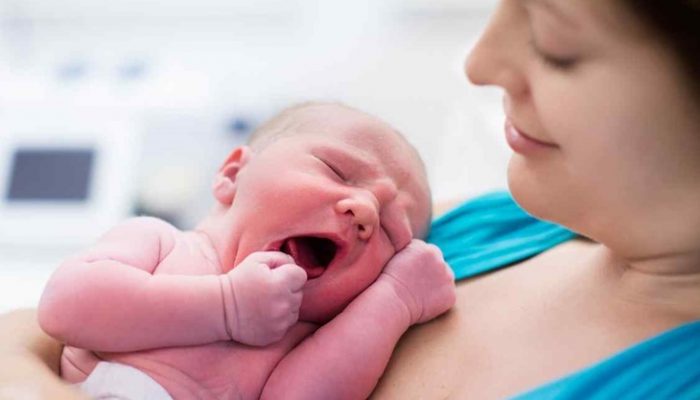 5 tips para cuidar al bebé recién nacido en verano