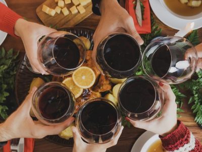 5 ideas increíbles para organizar una cena de Navidad de empresa diferente