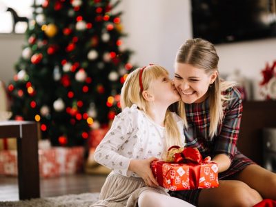 Niños en Navidad: ¿Conoces la regla de los cuatro regalos?