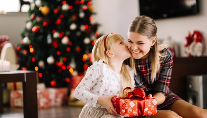 Niños en Navidad: ¿Conoces la regla de los cuatro regalos?