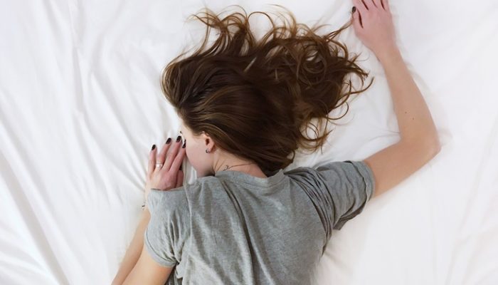 ¿No consigues dormir bien? La solución a tus problemas