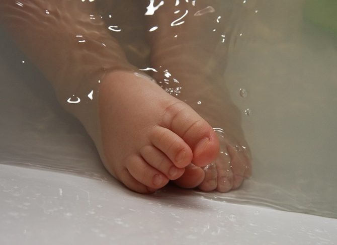 Ducha de calendula para bebé
