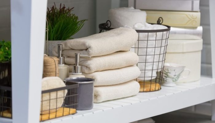 Tips y consejos para organizar tu baño y que luzca más amplio