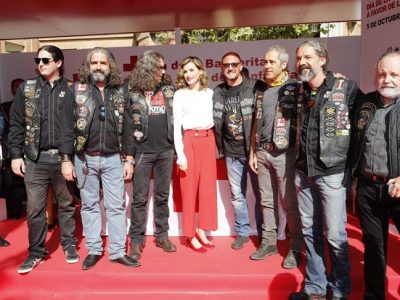 La Reina Letizia y su estilo working girl en el Día de la Banderita 2016